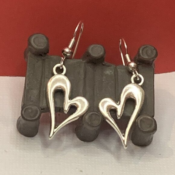 Celtic Earrings, Valentine's Day Earrings, Heart Earring, Gift Idea, Love… - Picture 3 of 6
